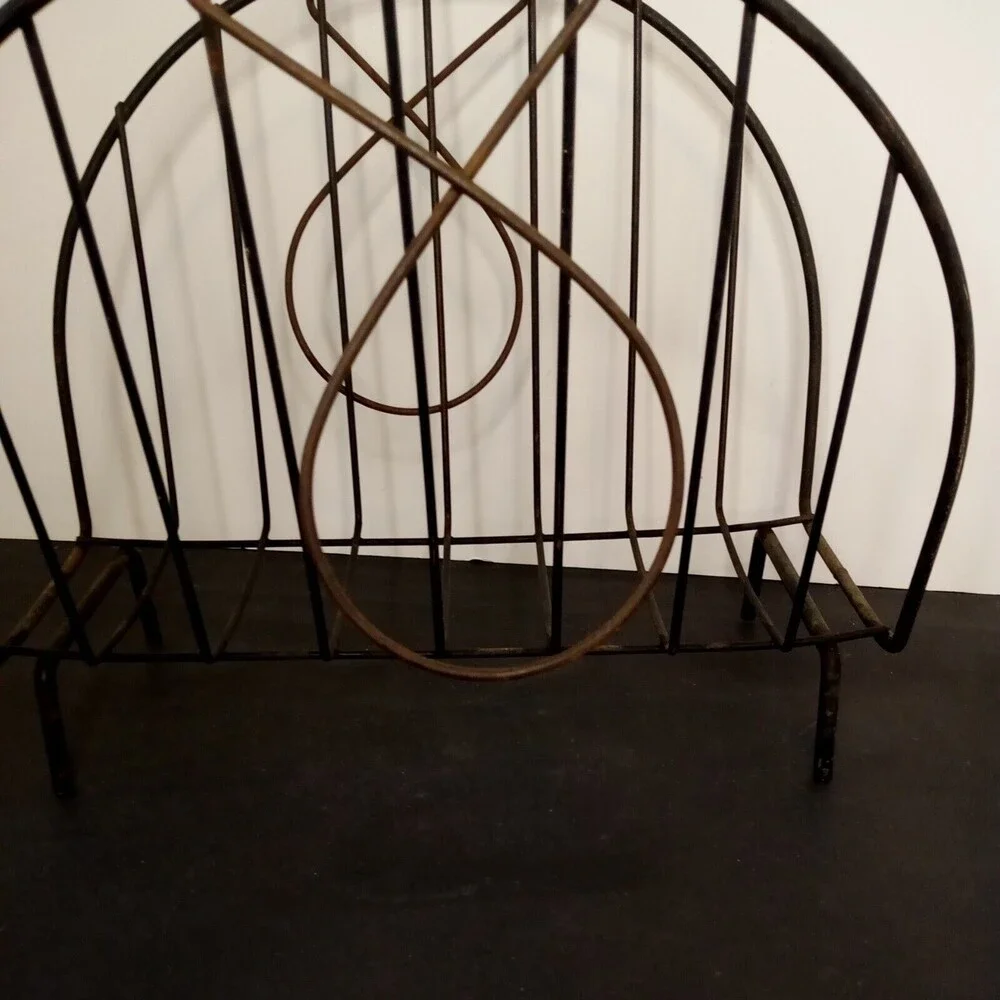 Vintage Mid Century Modern or Art Deco Black Wire Metal Magazine Album Holder‎